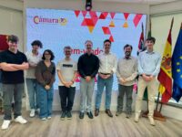 NENE visita Câmara Espanhola e debate relações Brasil–Espanha